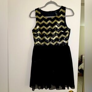 Forever 21 black & gold sequin dress with tulle skirt - size Medium